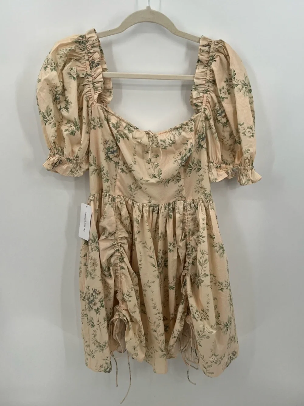 Selkie the Villa floral Puff-Sleeve Mini Dress NWT - Picture 3 of 12